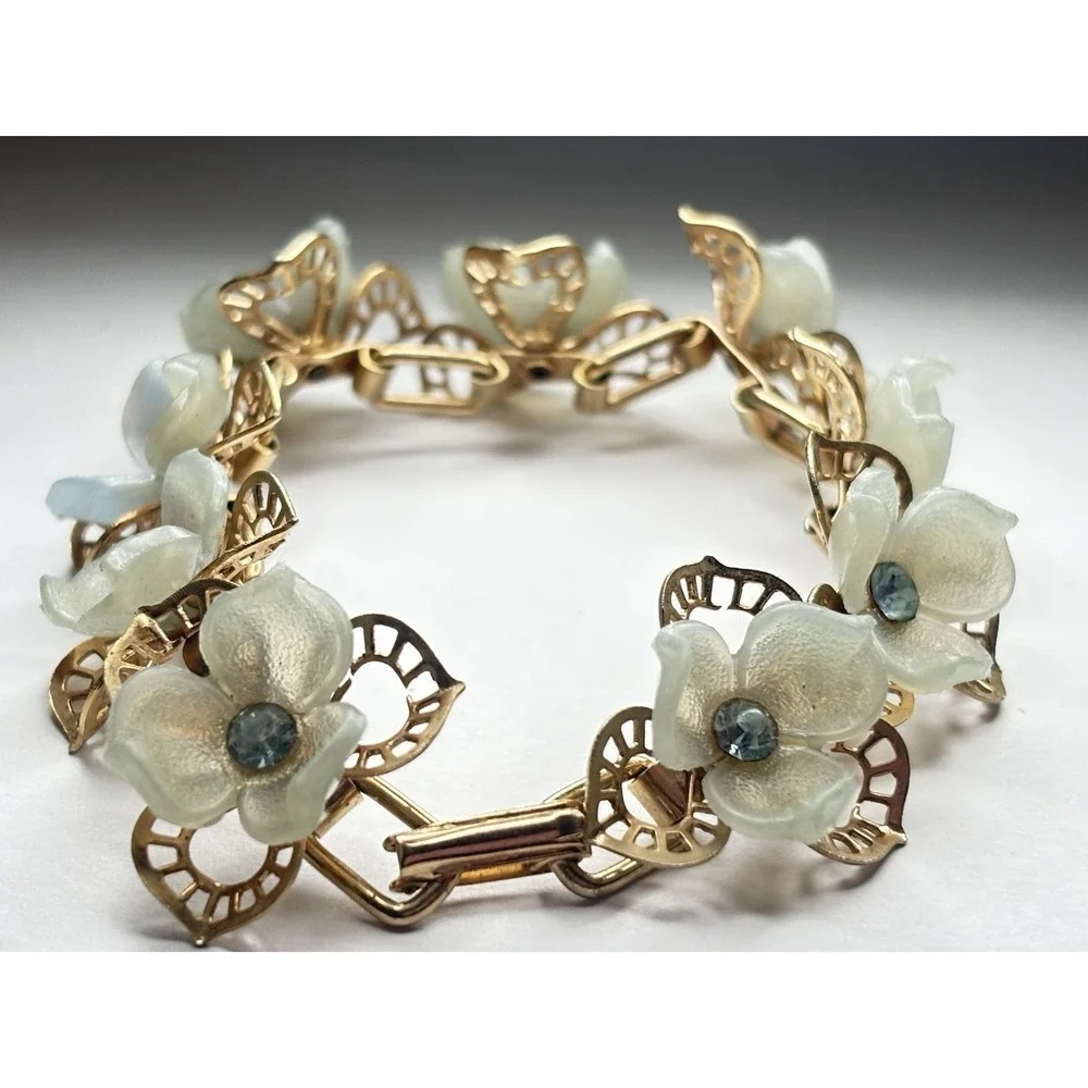 Vintage Frosted Lucite Flower Link Bracelet Blue Rhinestones Gold Tone Floral